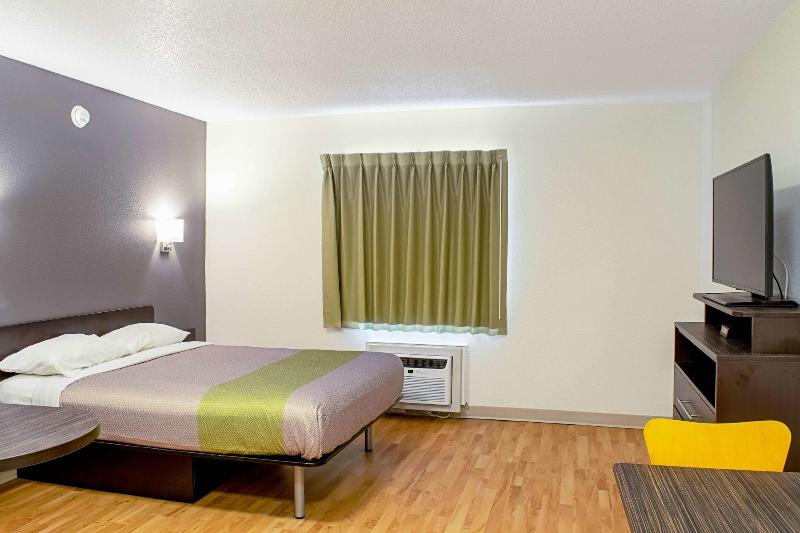 Studio Lodge - Cincinnati - Springdale 2
