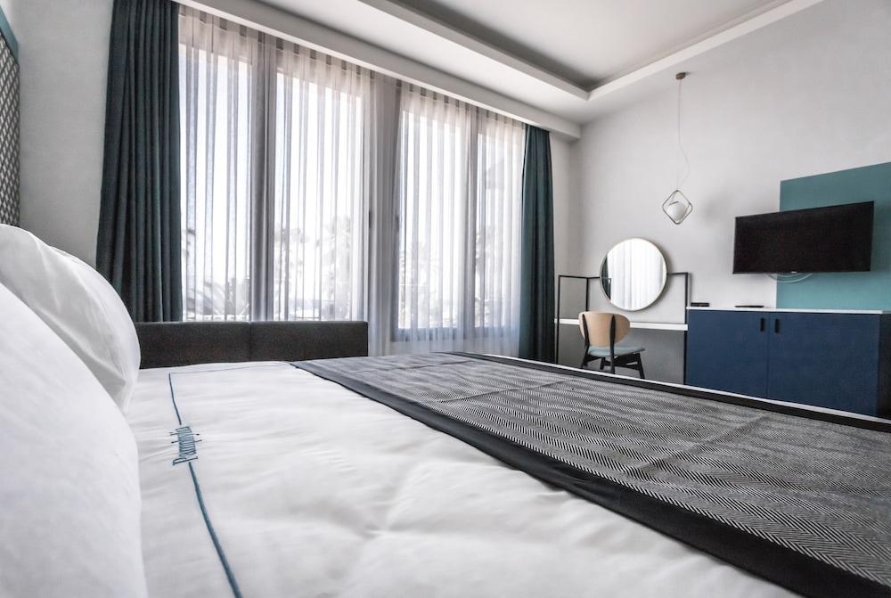 PAMPHYLIA HOTEL 2