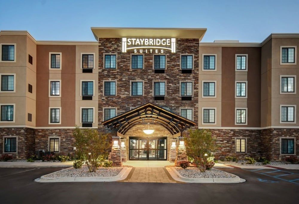 Staybridge Suites SOUTHGATE – DETROIT AREA by IHG 1