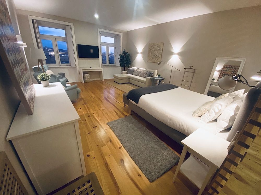 Vitoria's Terrace Apartments 2