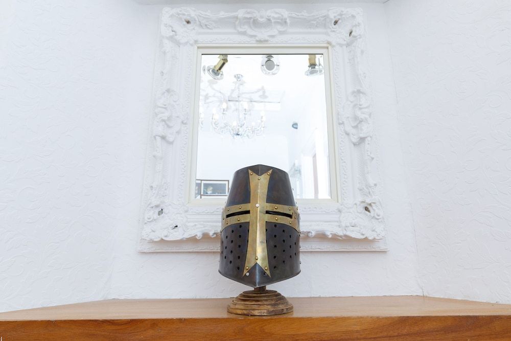 Castle Walk Bed & Breakfast 1