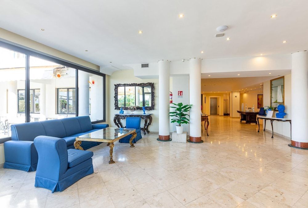Hotel Sakura, Sure Hotel Collection by Best Western 2