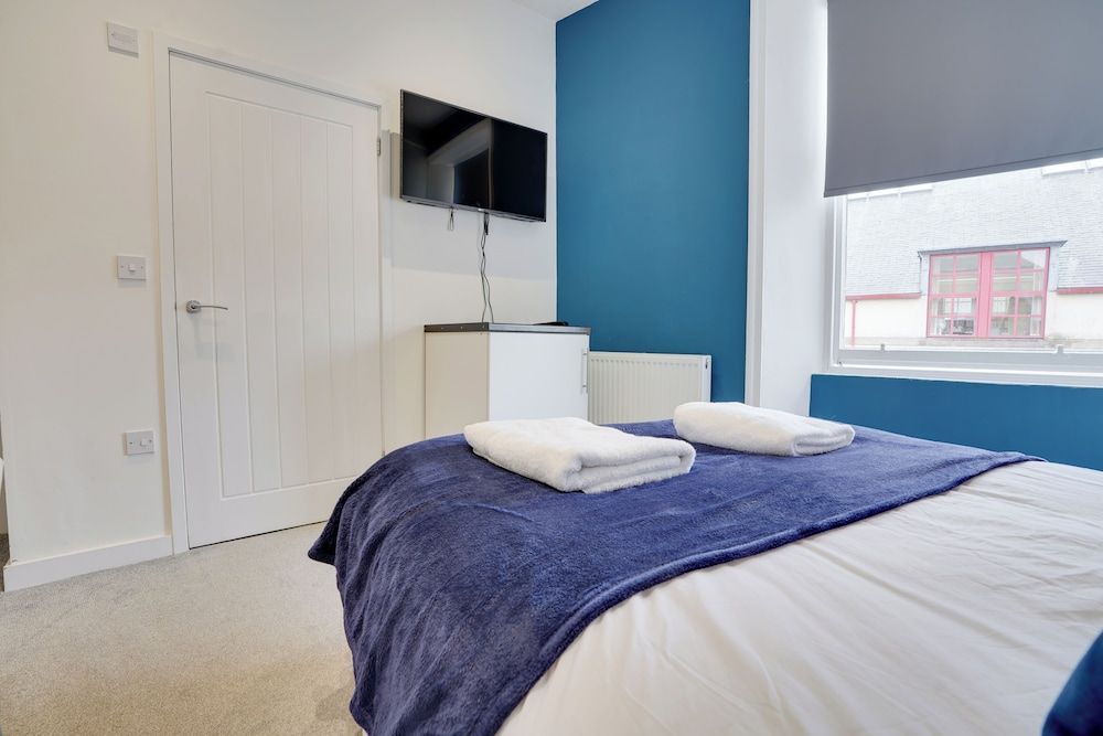 Homesly Guest Rooms, Comfortable En-suite Guest Rooms with Free Parking and Self Check-in 2