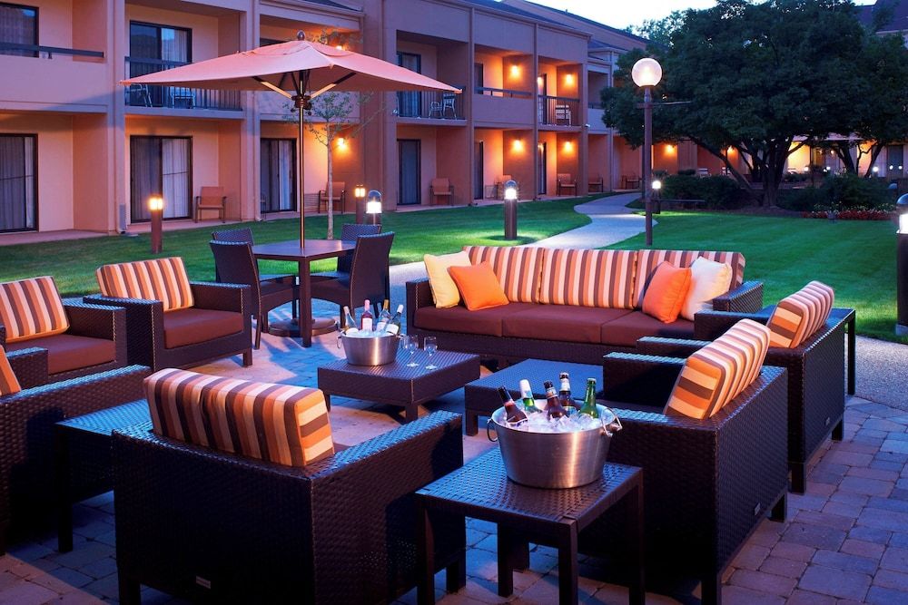 Courtyard Chicago Arlington Heights/South 1