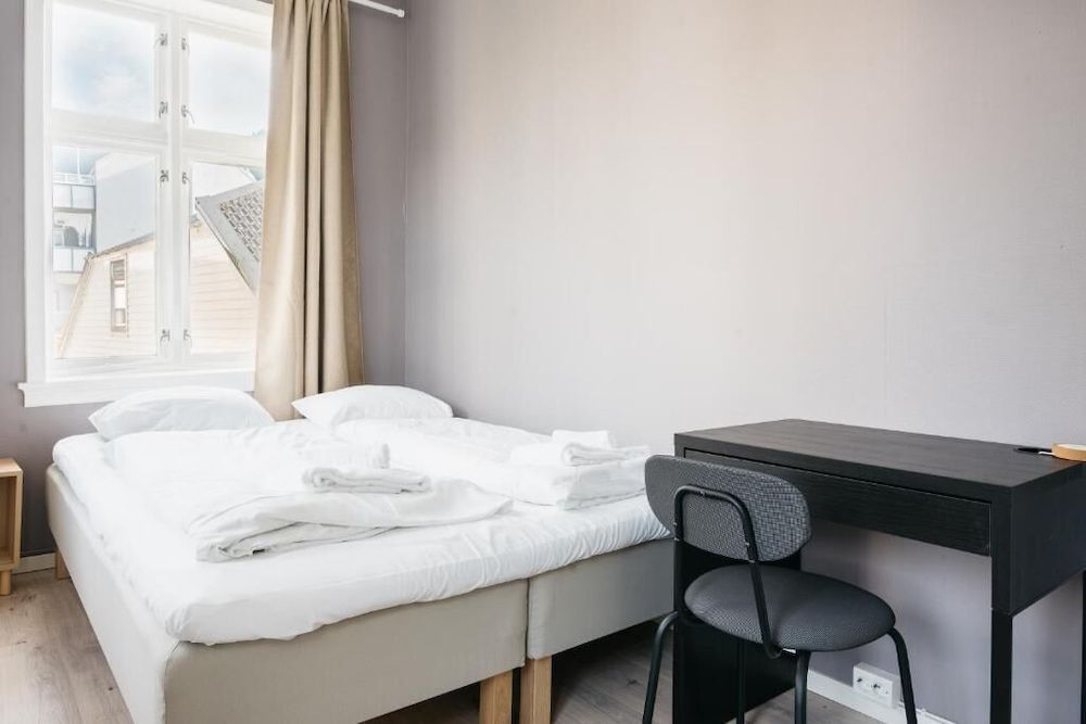 S54 - Private Rooms in the city center 2