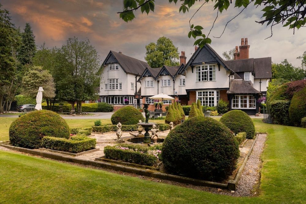 Mere Court Hotel 1
