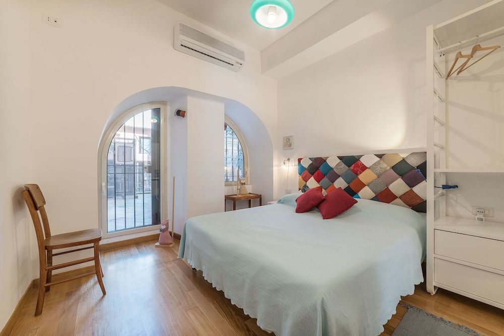 GuestHost - Monti Artistic Flat 2