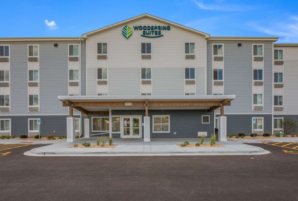 WoodSpring Suites Chicago Midway 1
