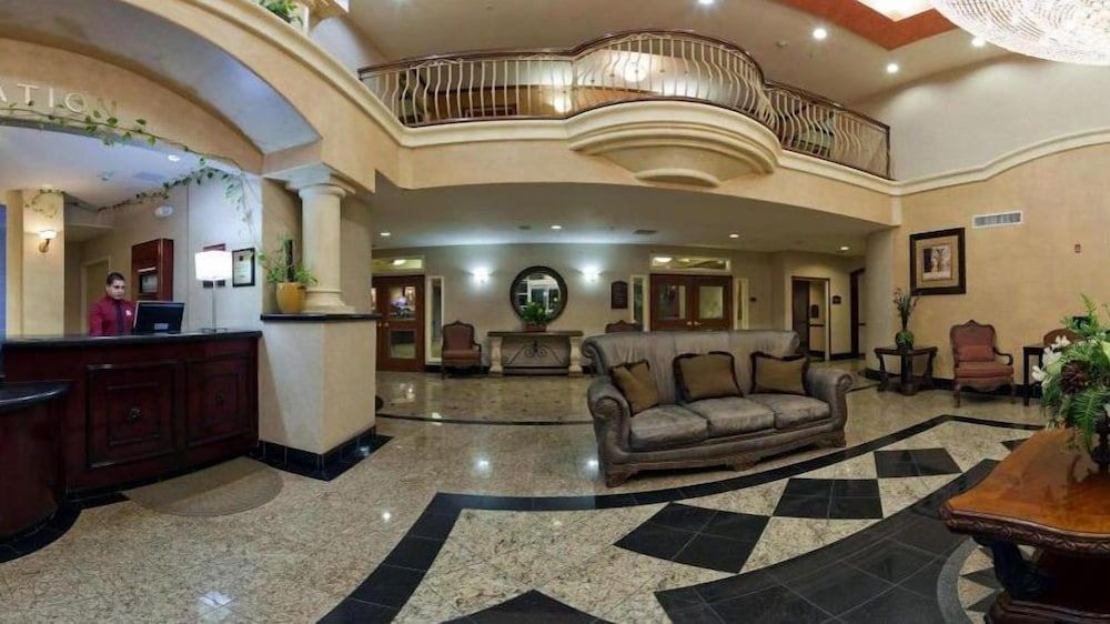 Holiday Inn Express & Suites EL CENTRO by IHG 1