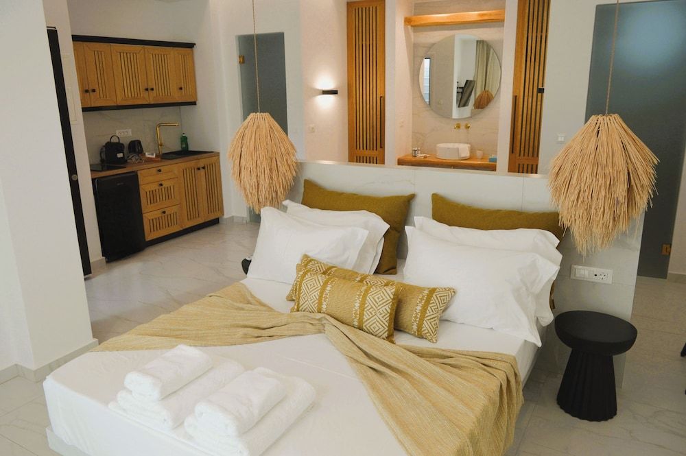 V Luxury Apartments Naxos 1