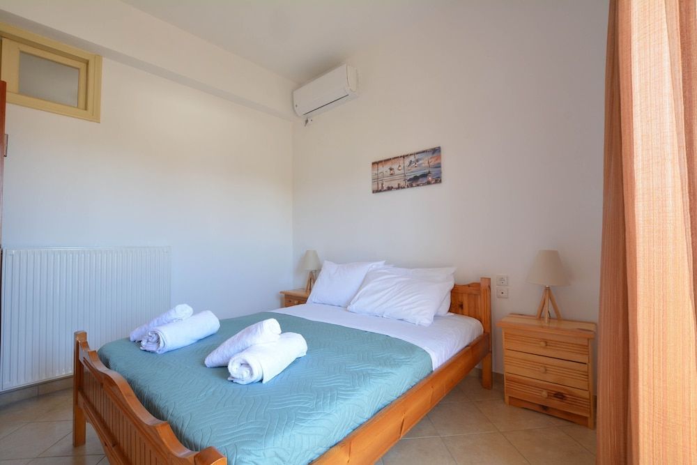 Olive Oil Residence 2