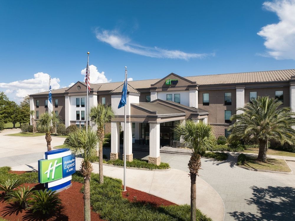 Holiday Inn Express & Suites NEW ORLEANS AIRPORT SOUTH by IHG 1