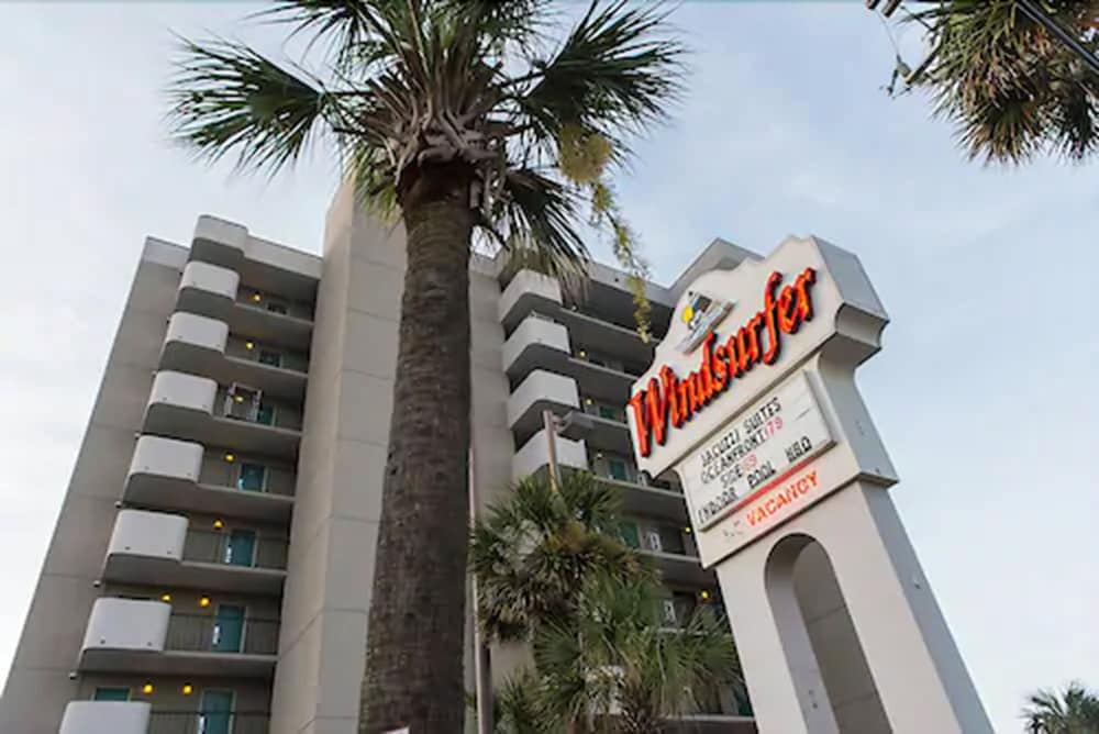 Windsurfer Hotel 1