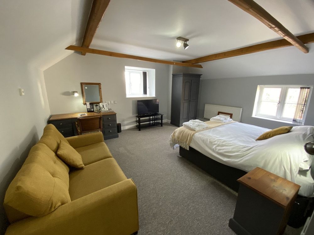 The Roade House Rooms 1