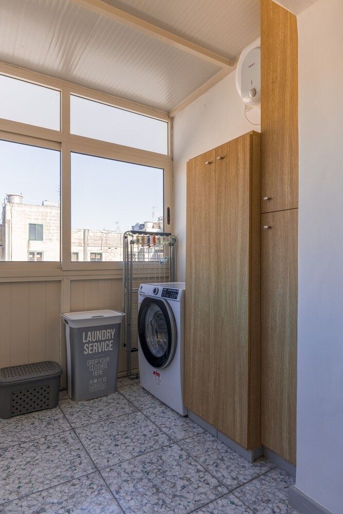 Harbour Vista: Spacious 2BR in Heart of Valletta 2