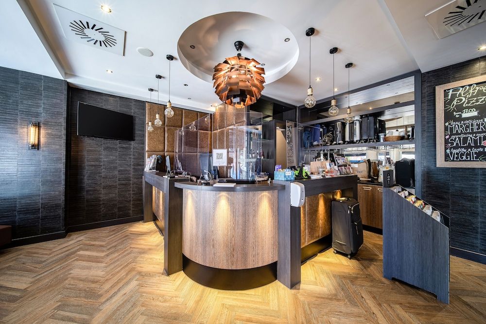 The Alfred Hotel 2