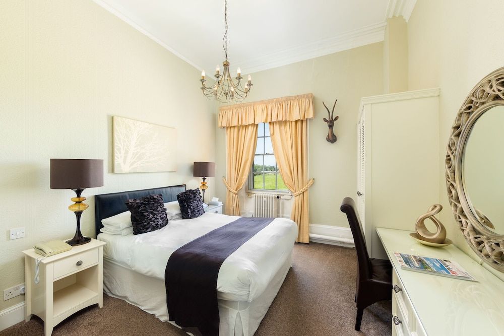 Greenhill Hotel 2