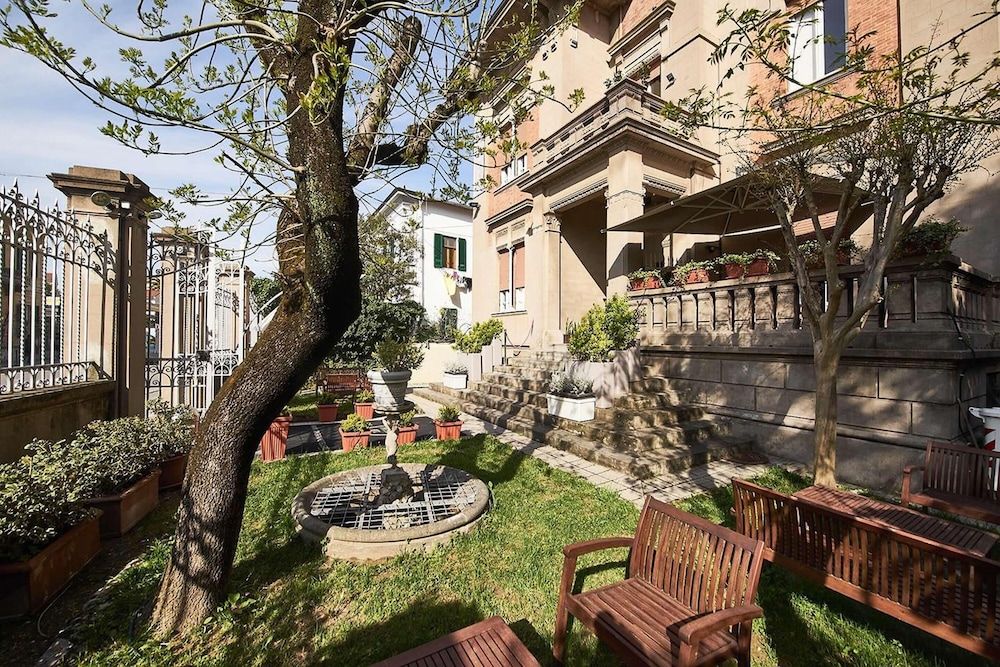 Villa Tower Inn 1
