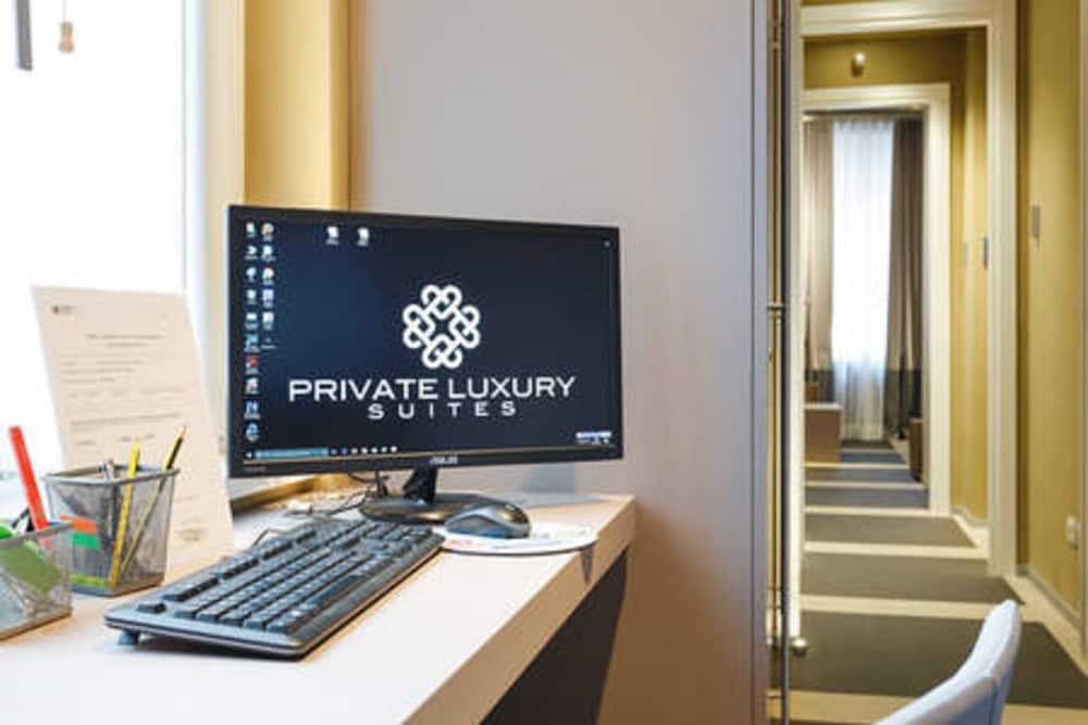 Private Luxury Suites 1