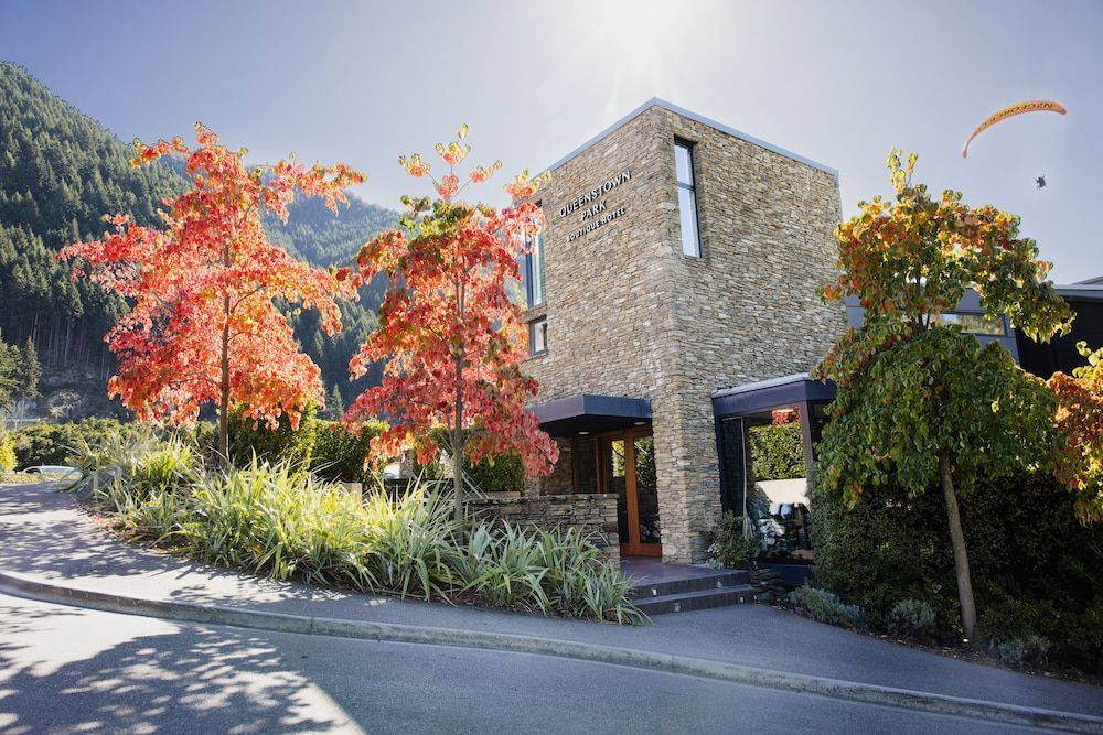 Queenstown Park Boutique Hotel 1