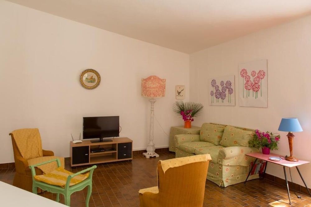 Hotiday Apartments Case Bianche 2