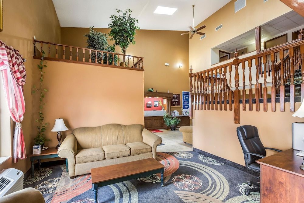 Econo Lodge Inn & Suites Fairview Heights St Louis 2