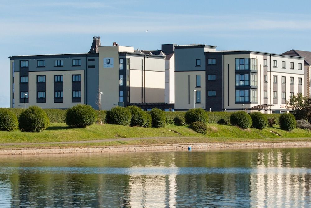 Ramsey Park Hotel 1
