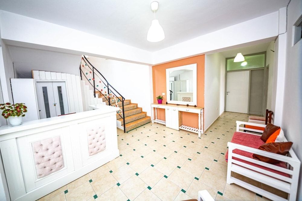 Ideal ApartHotel Saranda 2