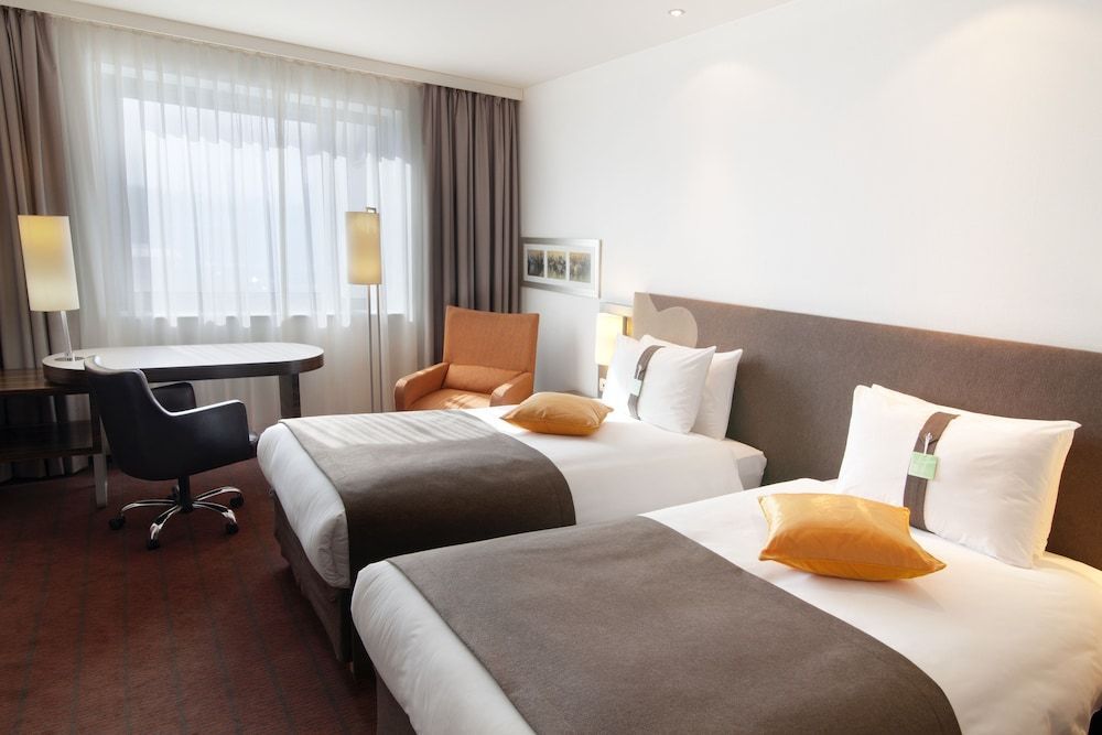 Holiday Inn ALMATY by IHG 2