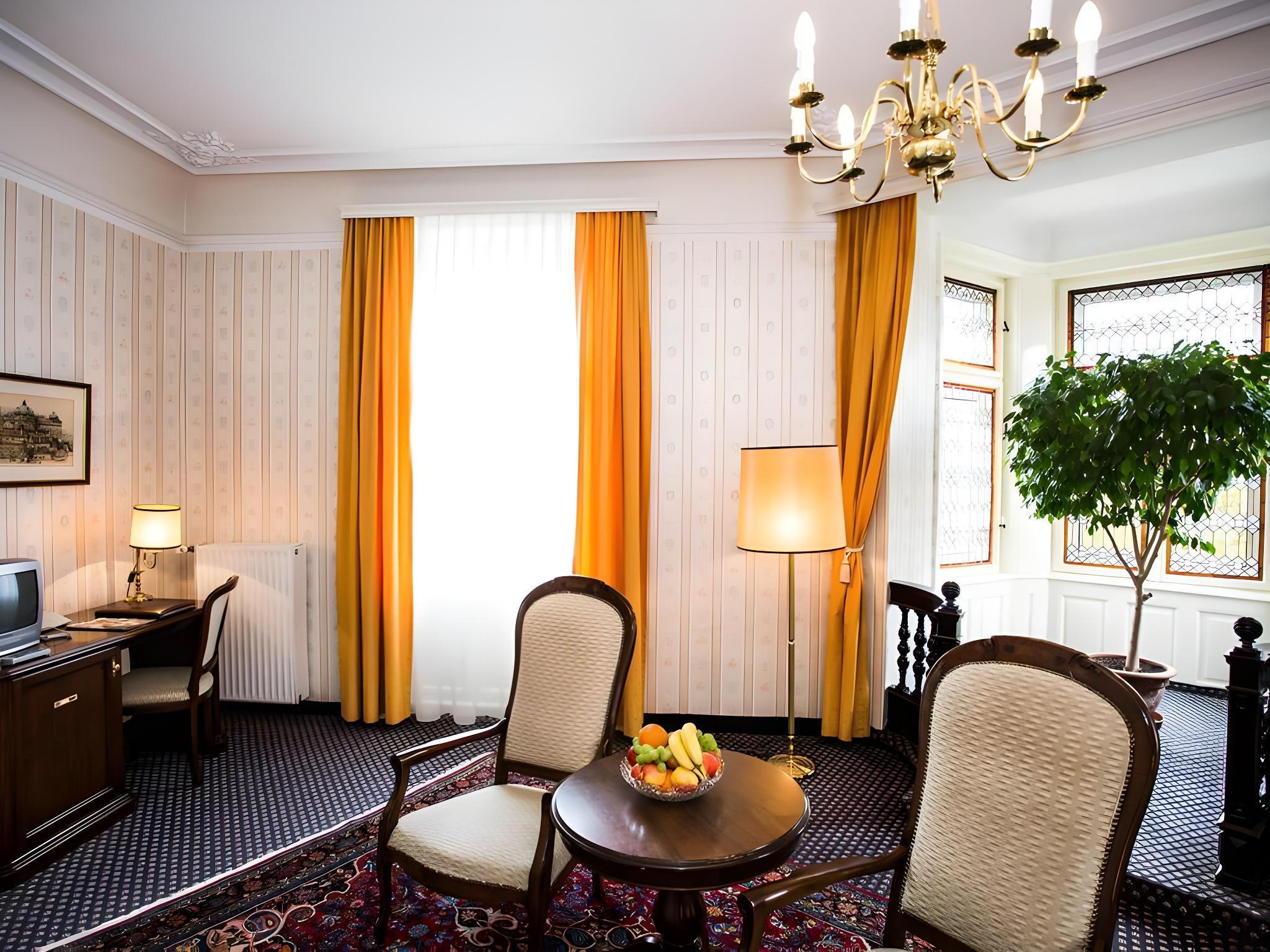 Hotel Atlanta 1