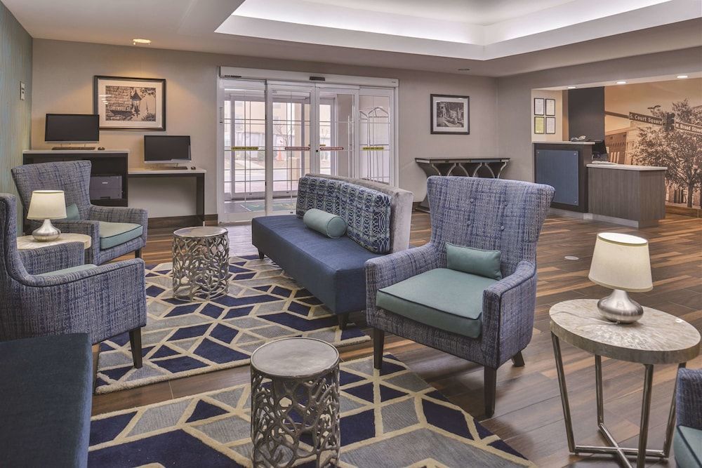La Quinta by Wyndham Atlanta South - Newnan 2