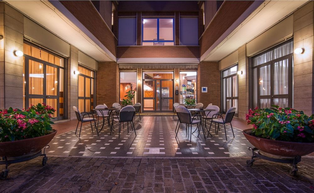 Hotel Frate Sole 1