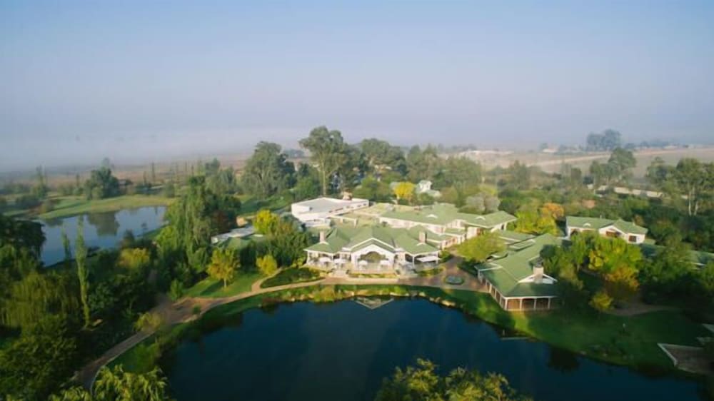 Oxbow Country Estate 1