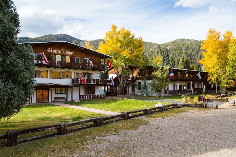 Alpine Lodge Red River 1