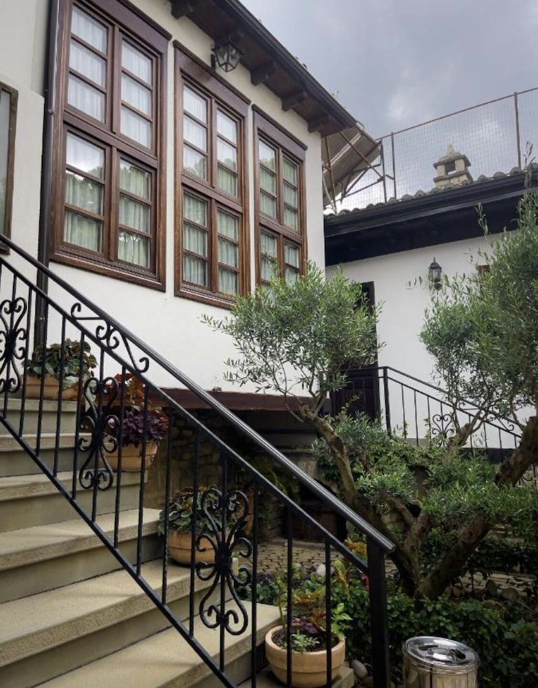 Hotel Mangalemi 1