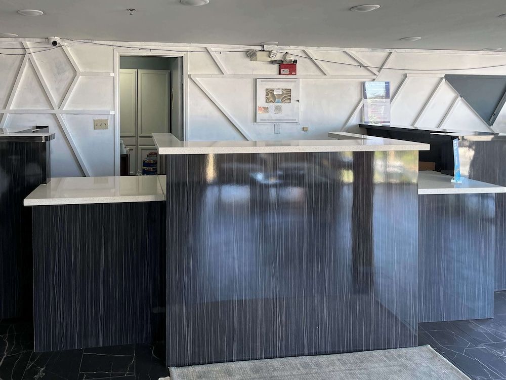 Studio 6 Suites Delano, CA 2