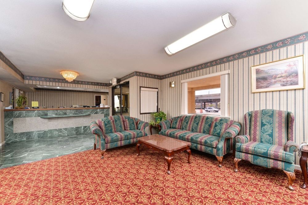Americas Best Value Inn & Suites Houston Brookhollow NW 2