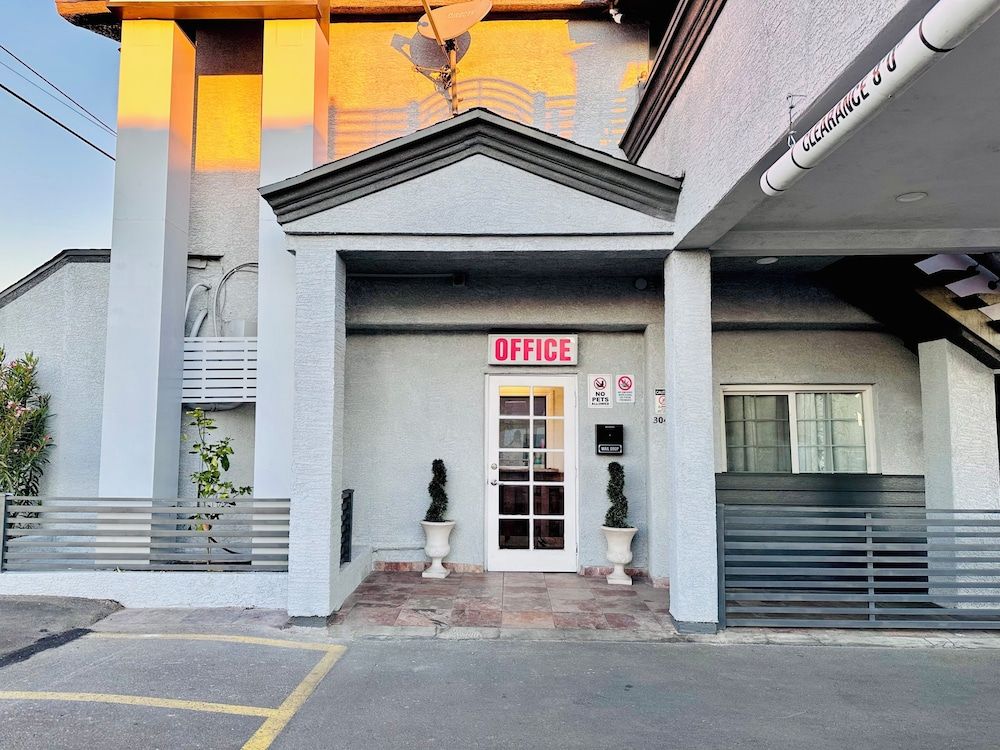 Perfect Inn Motel 2