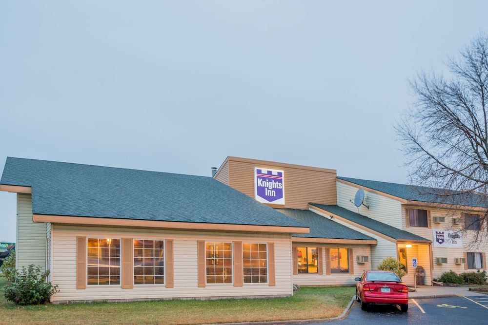 Knights Inn Litchfield 1