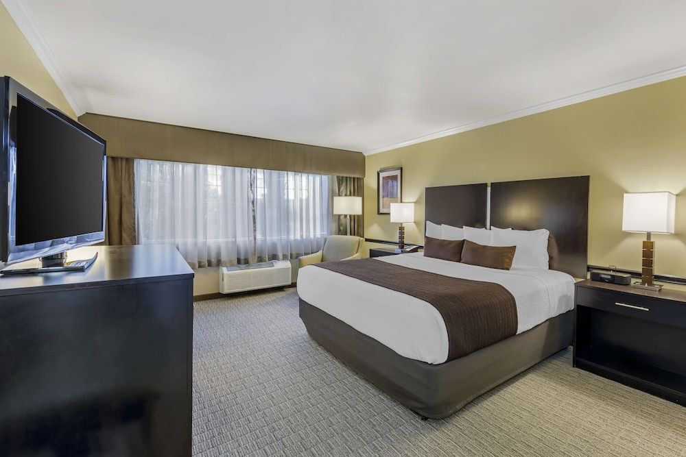Best Western Canoga Park Motor Inn 1
