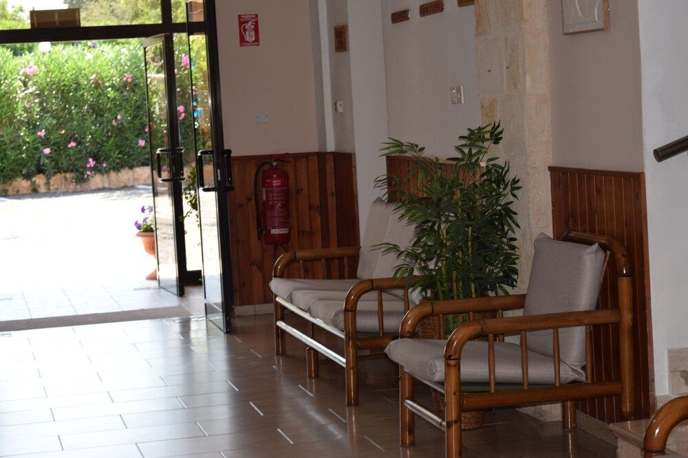 Anna Hotel Apartments 2
