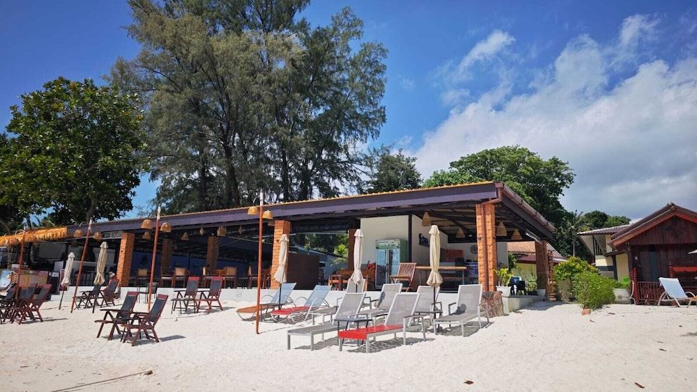 Dong Talay Lipe Beach Resort 2