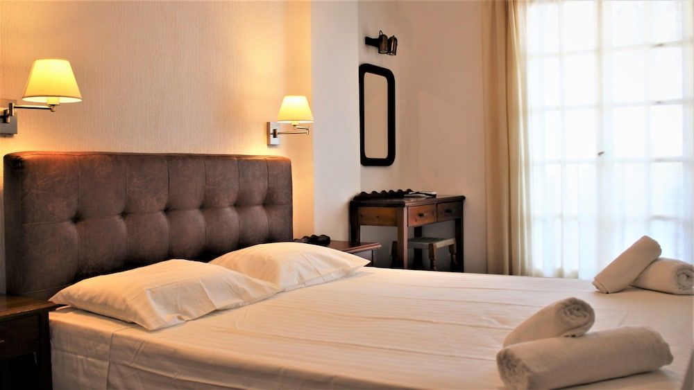 Artemis Hotel 1
