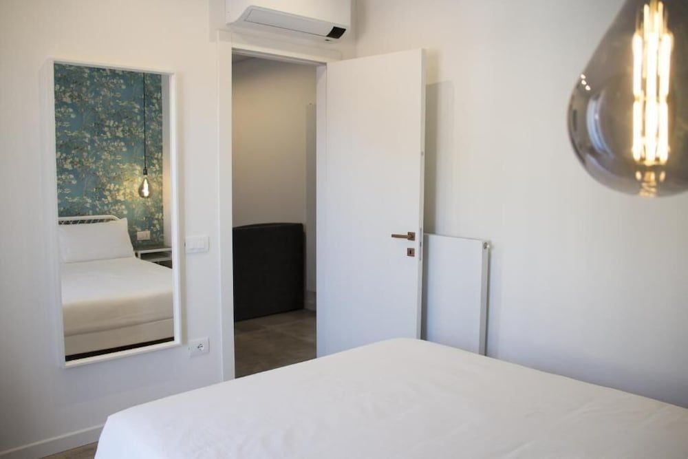 Bloom Apartments 2