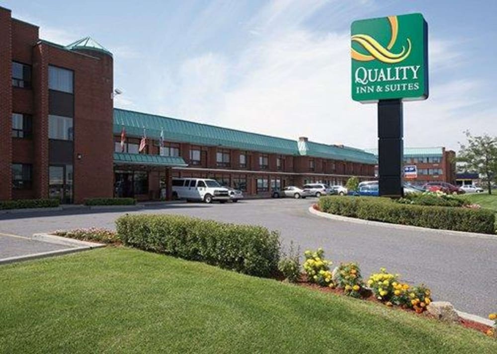 Quality Inn & Suites PE Trudeau Airport 1