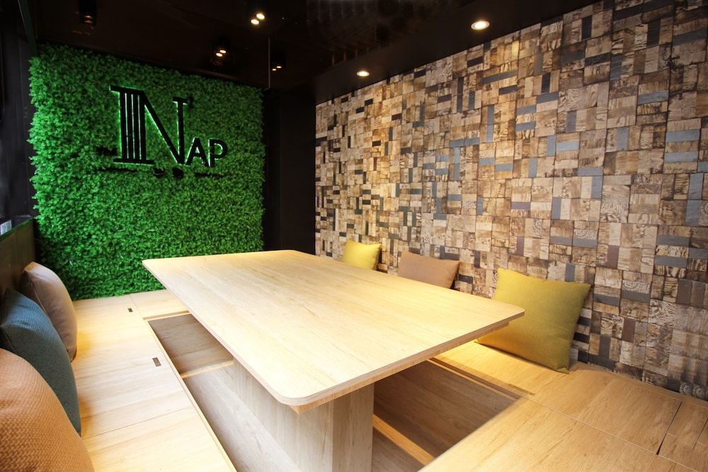 The Nap Tsim Sha Tsui 1