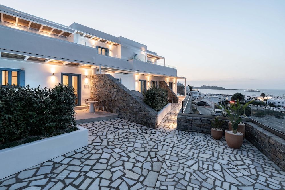 Aura Suites Paros 1
