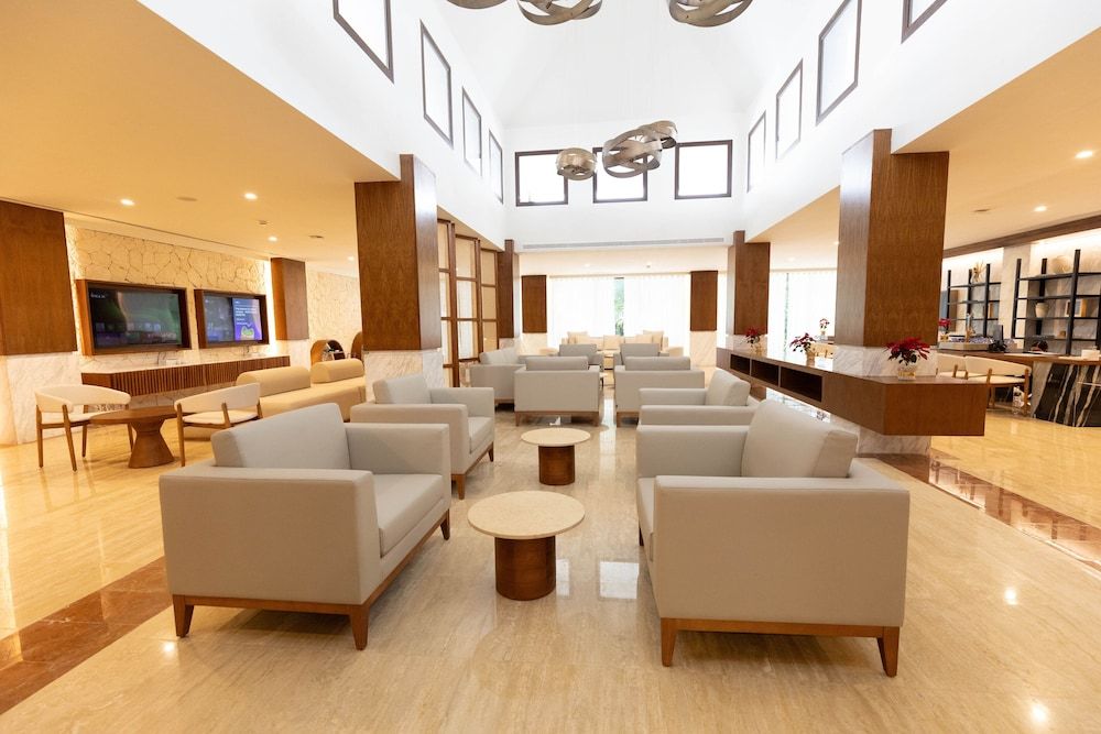 Family Selection at Grand Palladium Kantenah Resort & Spa - All Inclusive 2