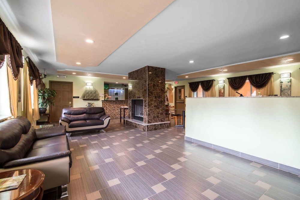 Rodeway Inn Towanda 2