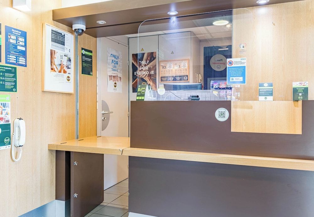B&B HOTEL TOURS Sud Joué-lès-Tours 1